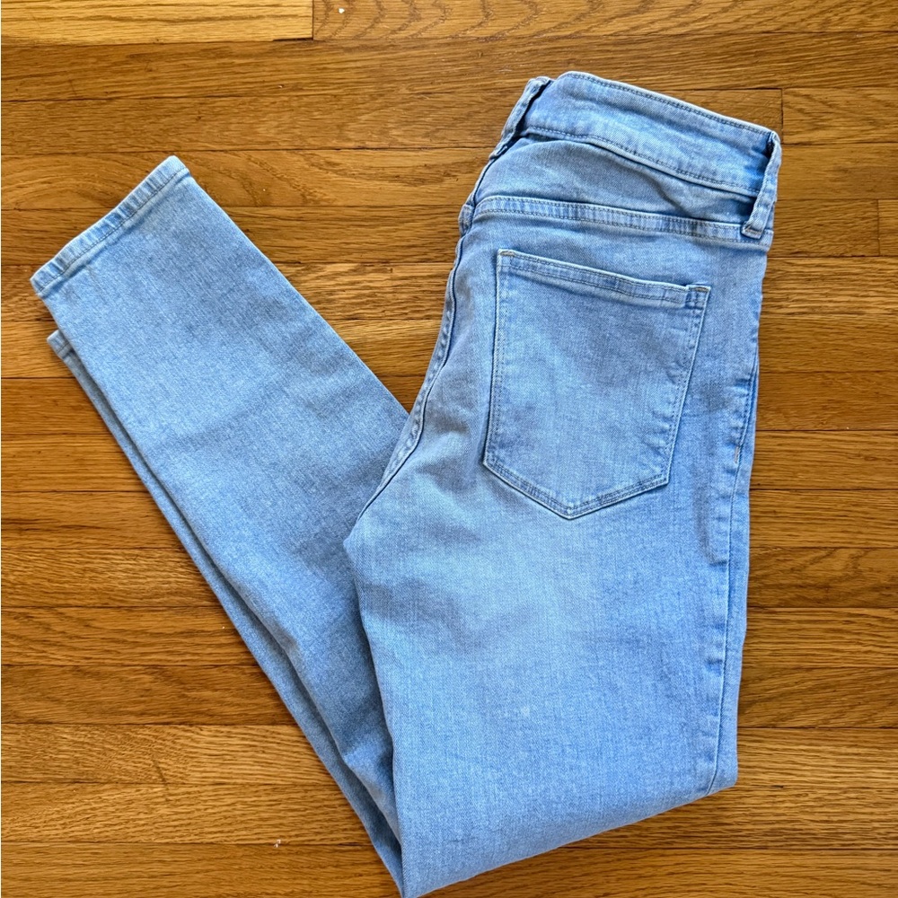 GAP Women's universal legging size 8 29R